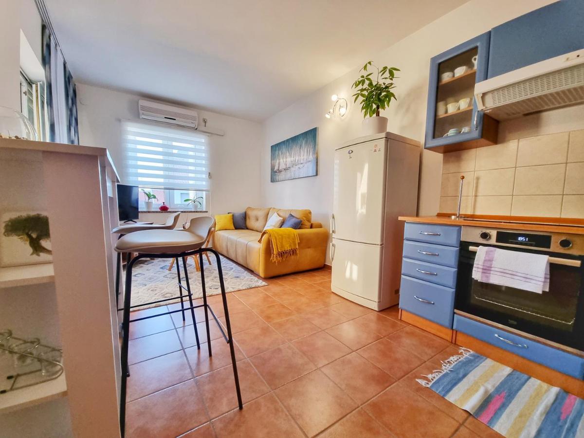 Appartement Deluxe Novalja Extérieur photo